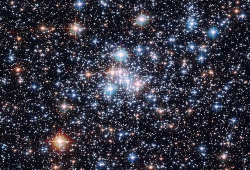 Почему в космосе не видно звезд?
